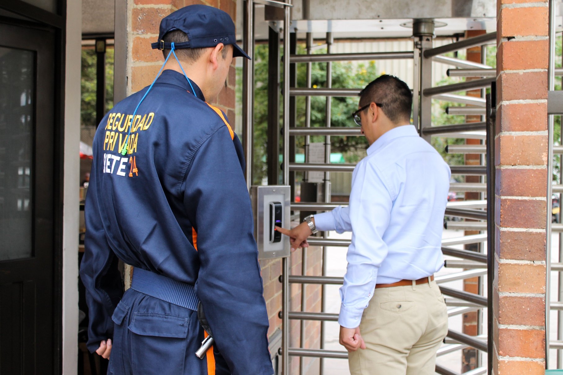 ¿cualquier Persona Puede Ser Guarda De Seguridad